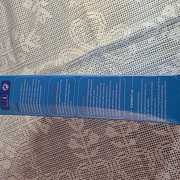 NIB Baby Swim Float, (L) ages 12-36 months, comes with pump and canopy - Picture 4 of 12